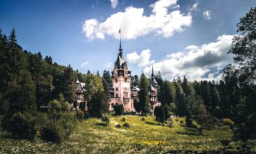 2 weeks road trip to Romania